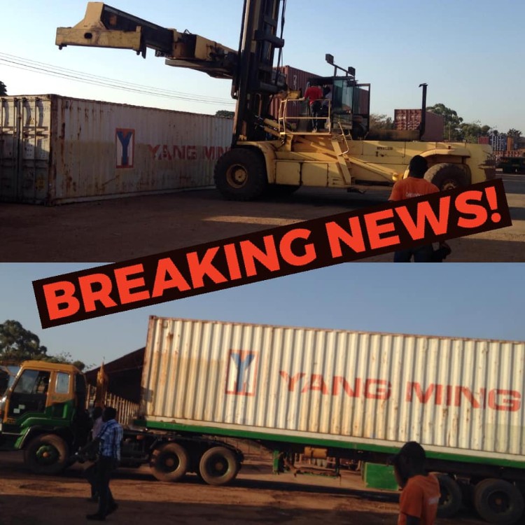 Breaking news oeganda container